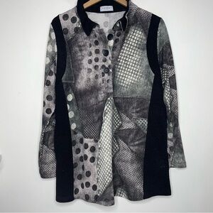 Terra SJ Apparel Tunic Top L Wire Collar Artsy Lagenlook Black Gray Abstract